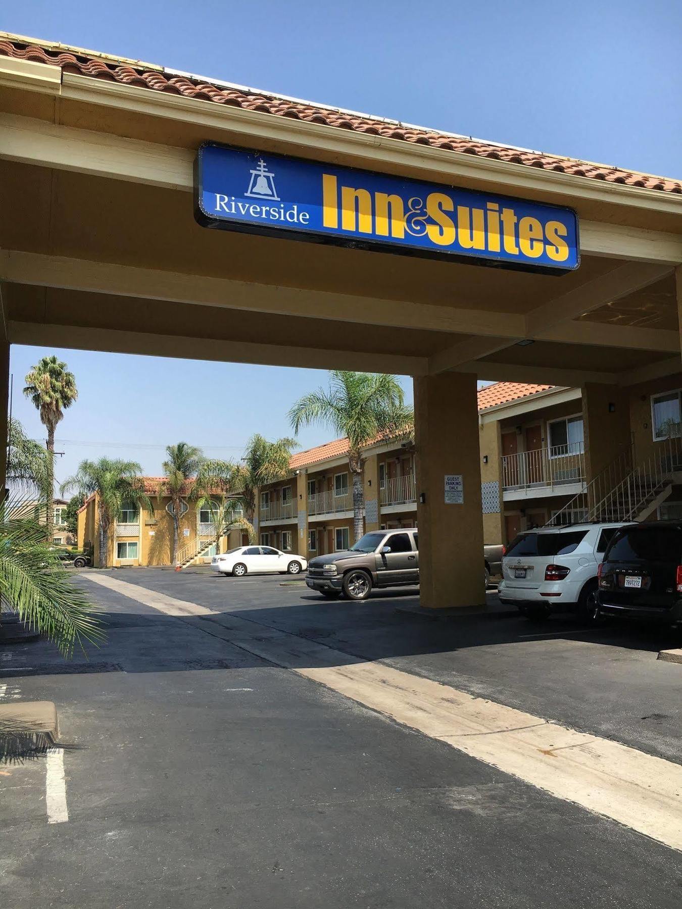 Riverside Inn & Suites 외부 사진