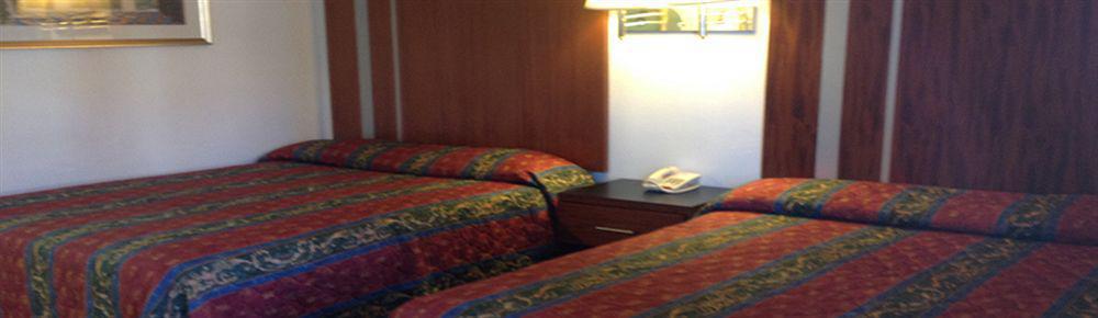 Riverside Inn & Suites 외부 사진