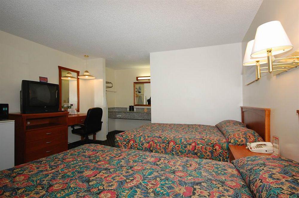 Riverside Inn & Suites 외부 사진
